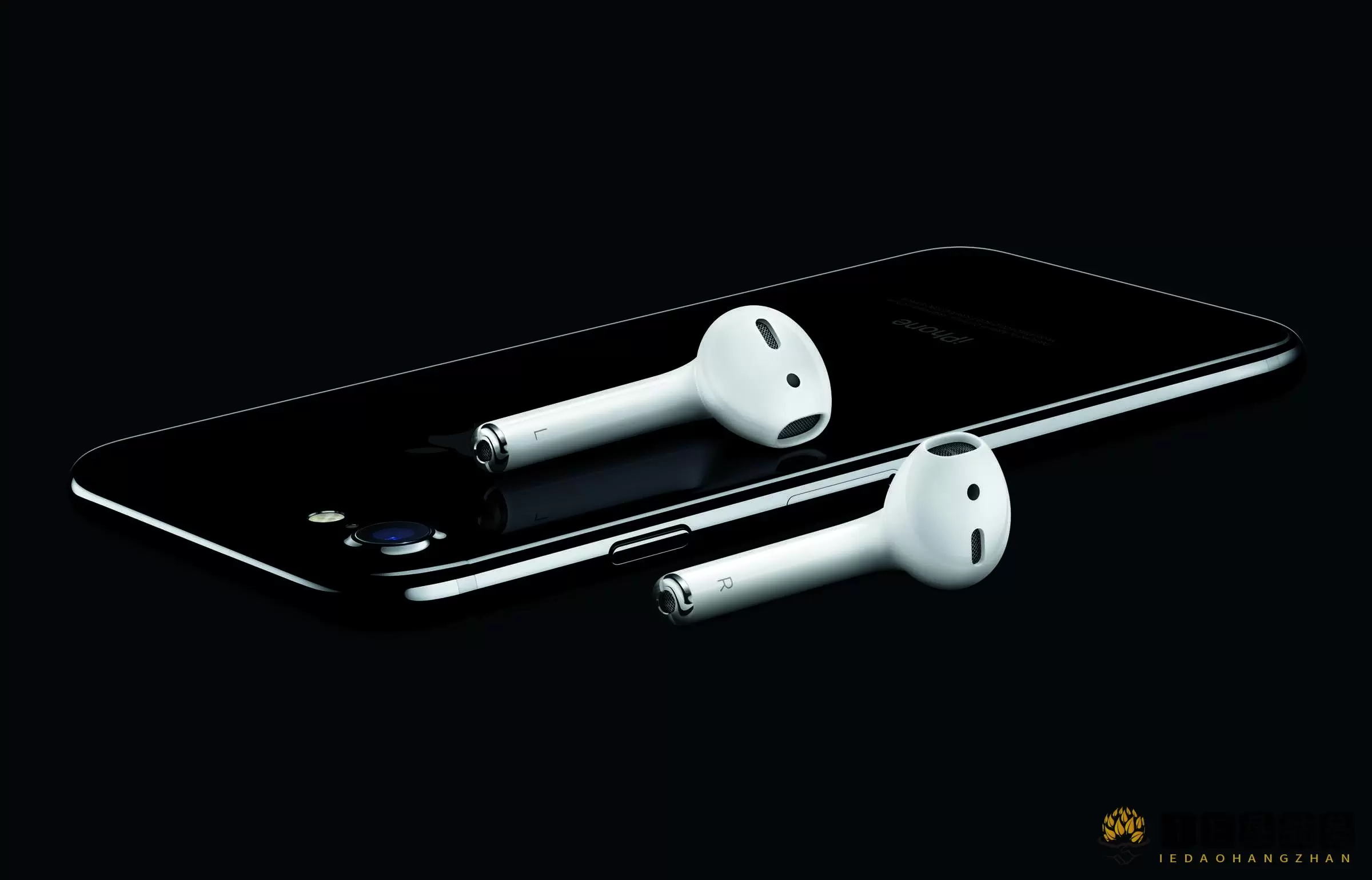 AirPods 苹果蓝牙耳机