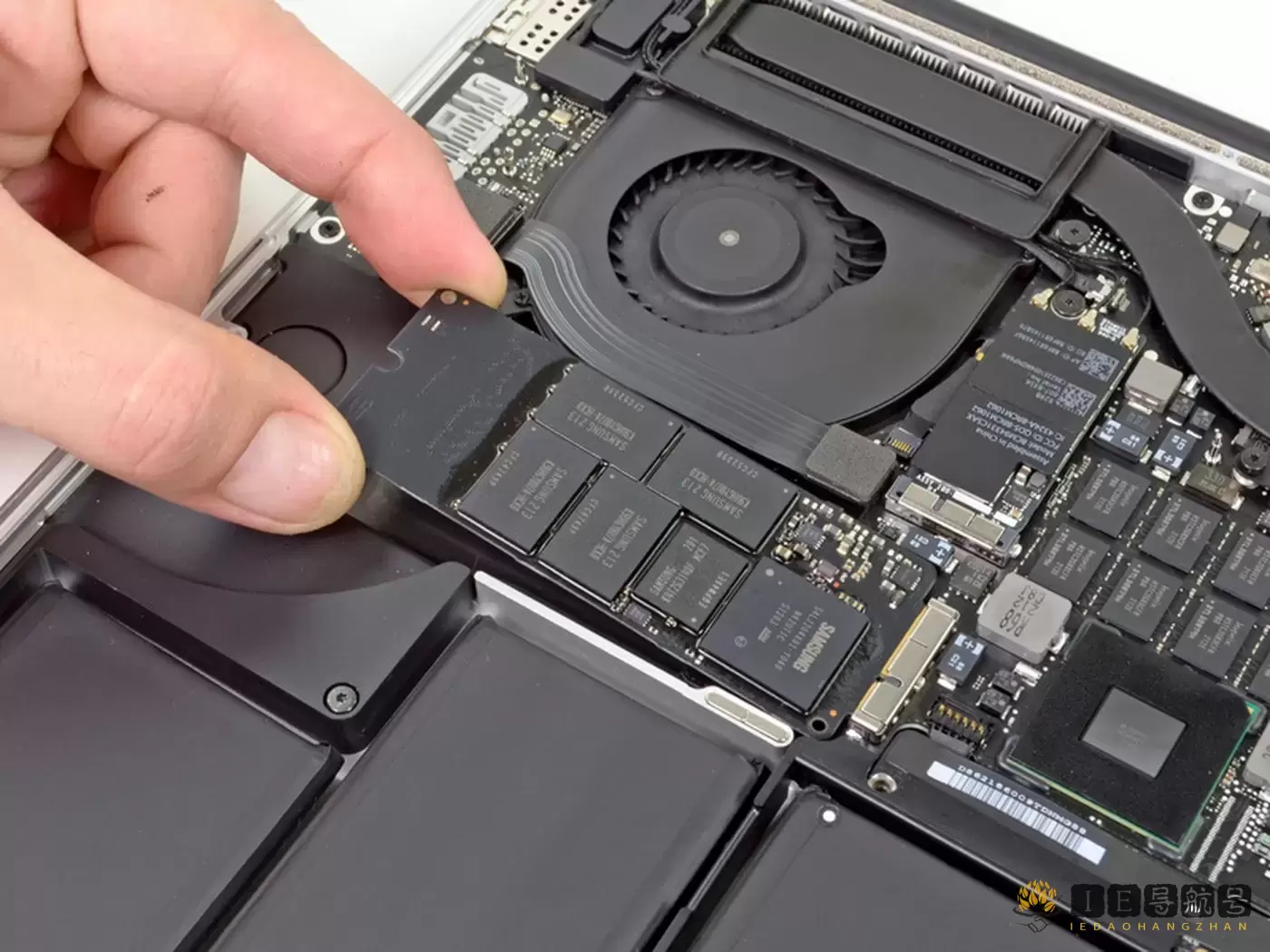 板载内存 Soldered RAM