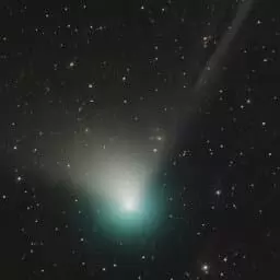 一个实时追踪卫星轨道的网站