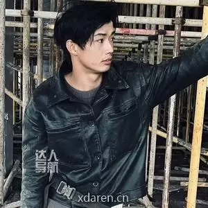 小邓在工地