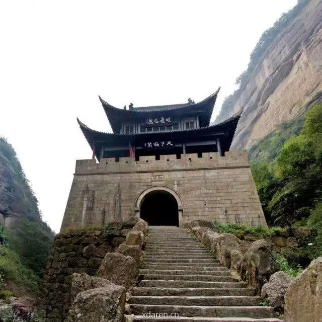 东北剑阁论股