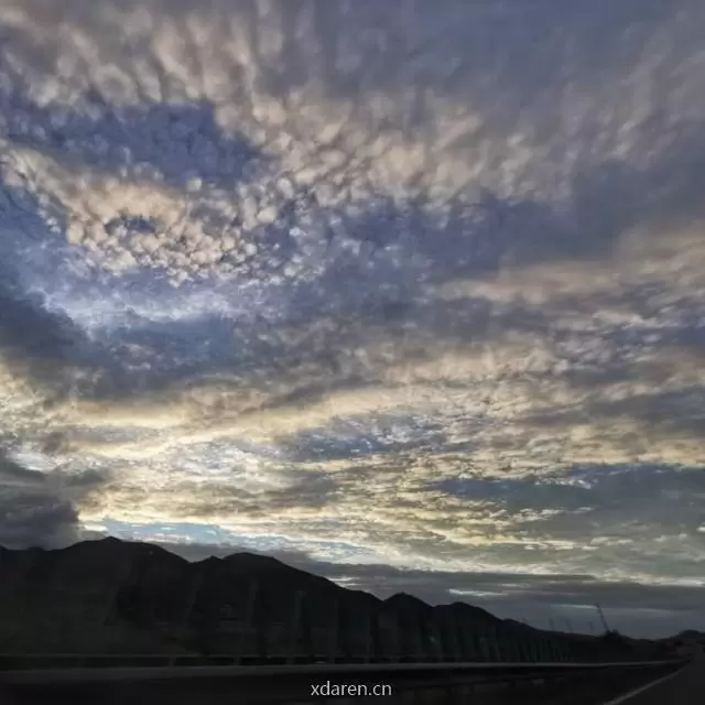 天空仰望者