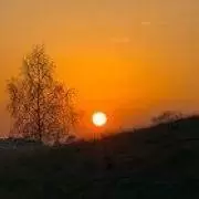 一壁残阳