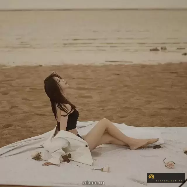颜辞后花园