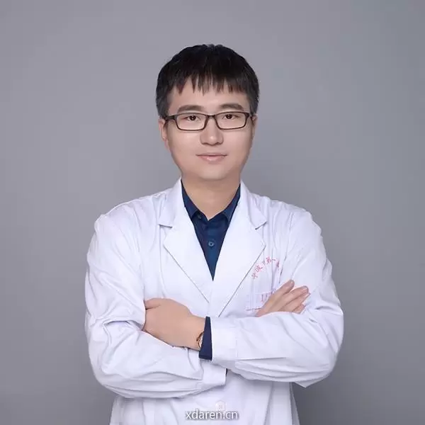 余威德眼科医师